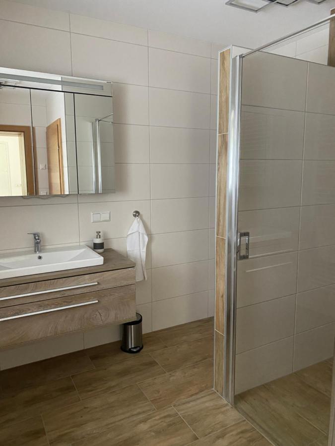 Zimmervermietung Familie Glatz Möderbrugg Eksteriør billede